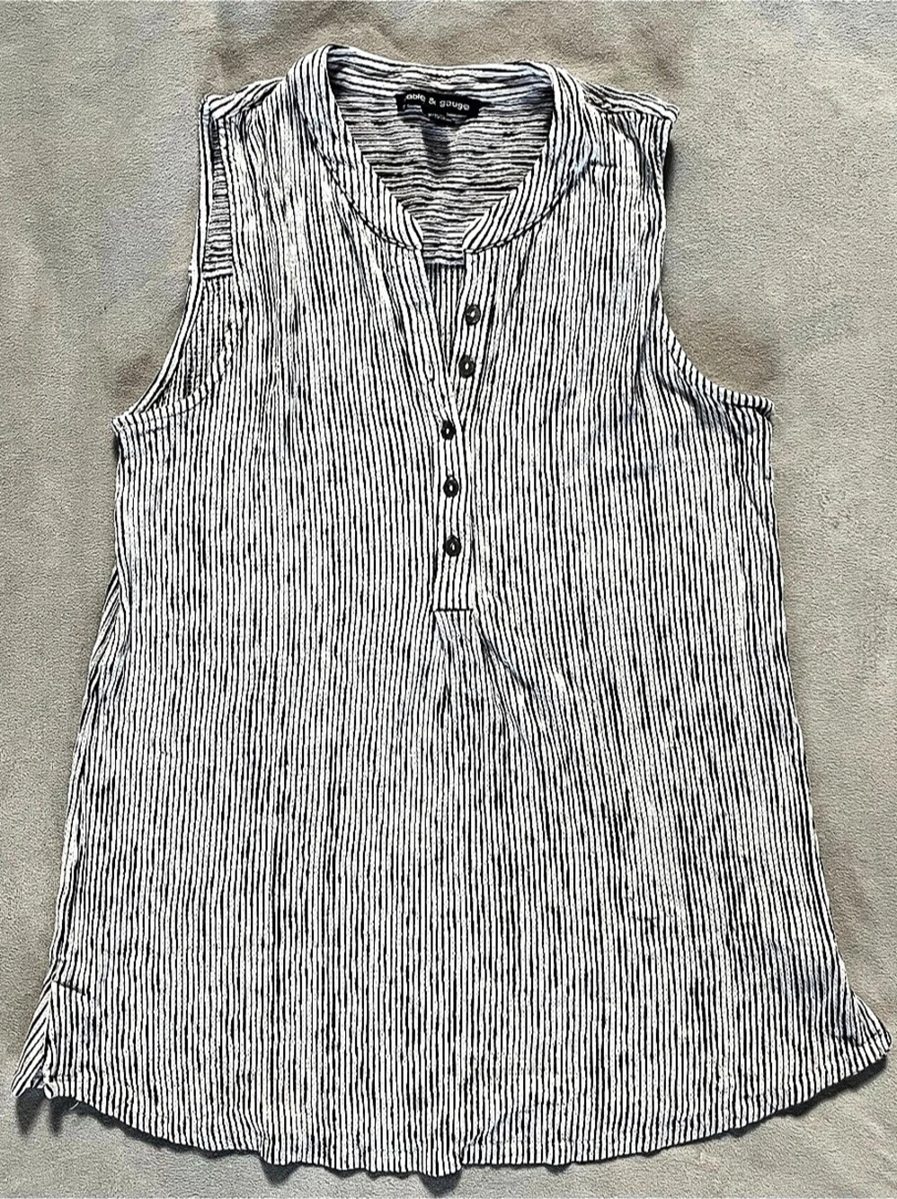 Able & Gauge Striped Sleeveless Tunic in White & Black Size Medium
